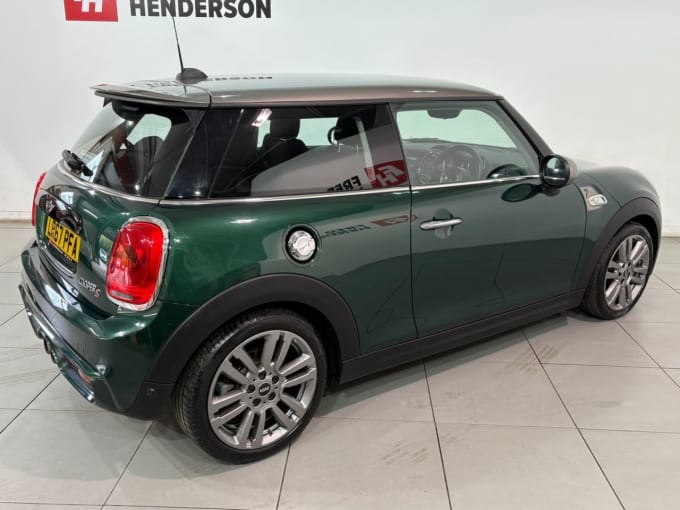 2025 Mini Hatch