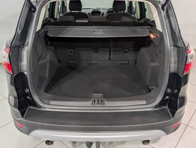 2025 Ford Kuga