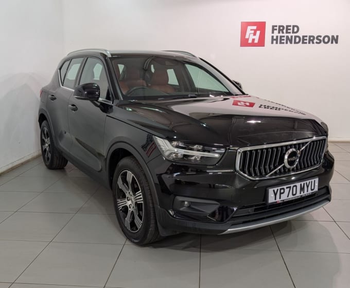 2025 Volvo Xc40