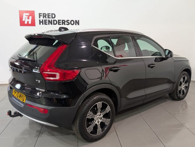 2025 Volvo Xc40