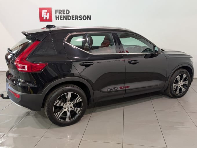 2025 Volvo Xc40