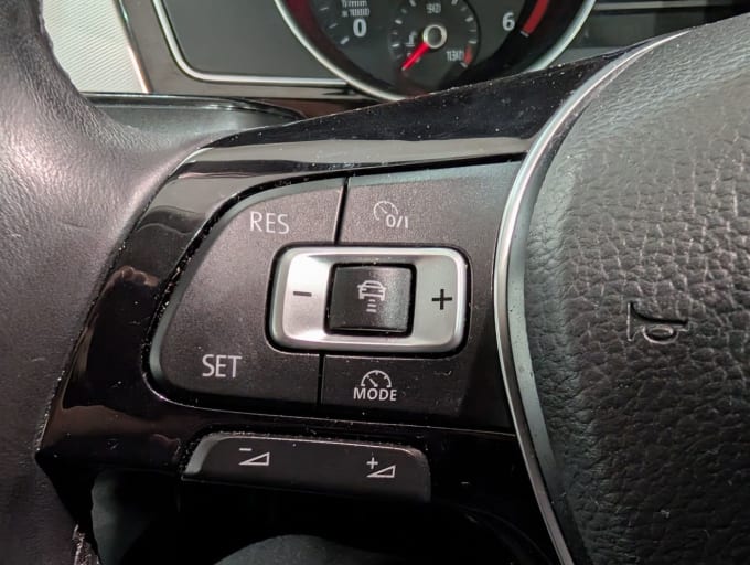 2025 Volkswagen Passat