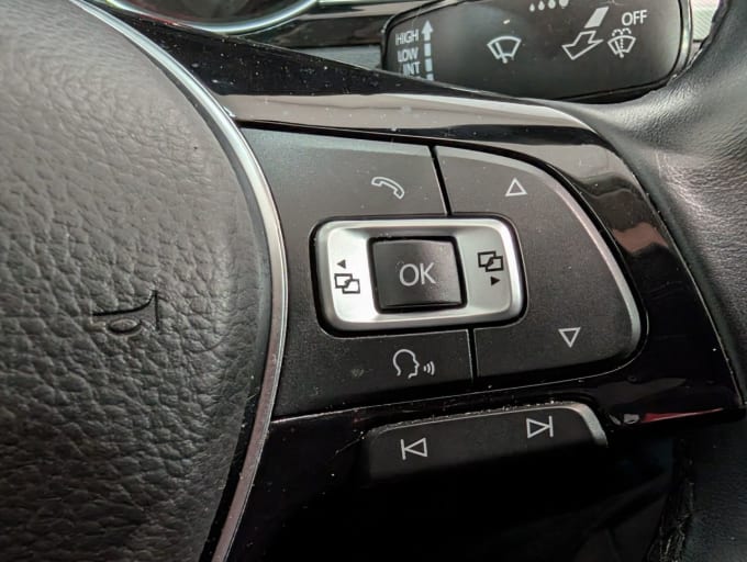 2025 Volkswagen Passat