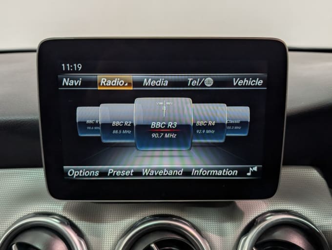 2025 Mercedes-benz Gla