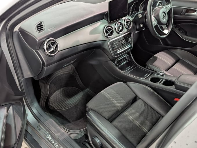 2025 Mercedes-benz Gla