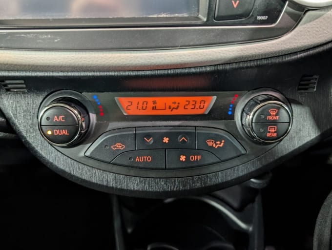 2012 Toyota Yaris