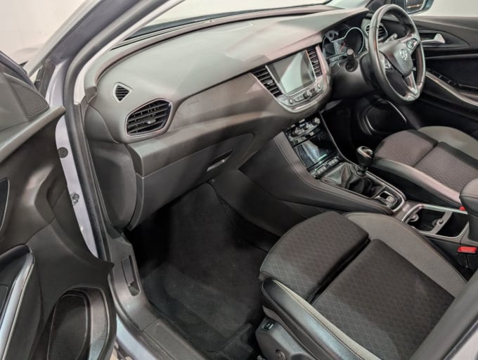 2025 Vauxhall Grandland X