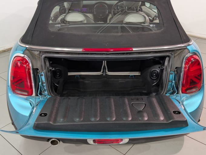 2025 Mini Convertible
