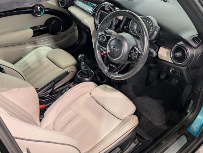2025 Mini Convertible