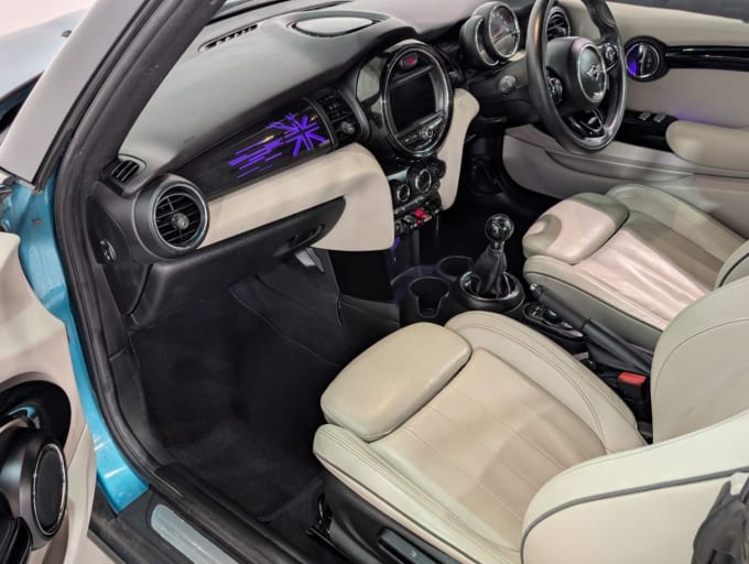 2025 Mini Convertible