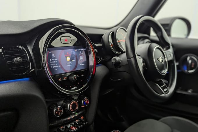 2024 Mini Hatch Cooper