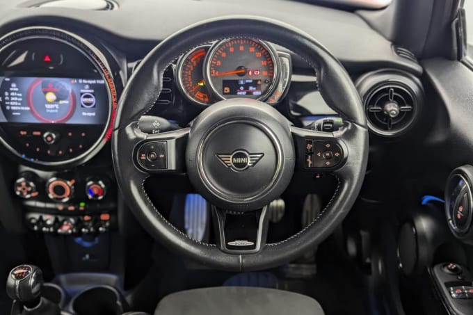 2024 Mini Hatch Cooper