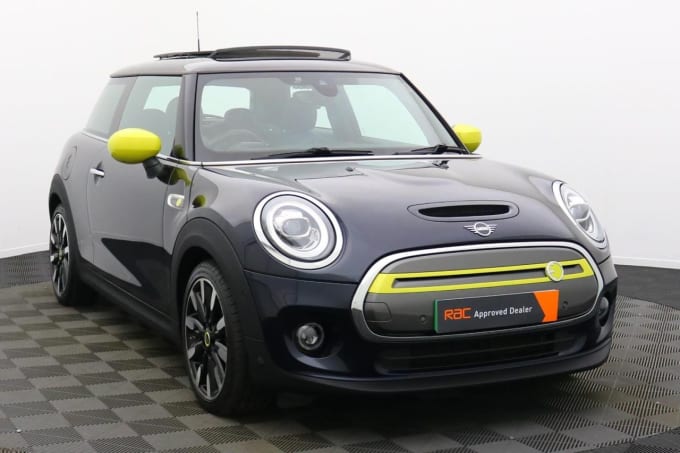 2024 Mini Hatch Cooper