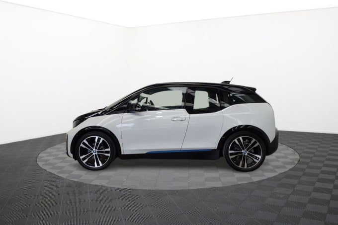 2024 BMW I3