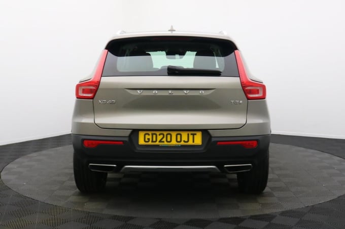 2024 Volvo Xc40