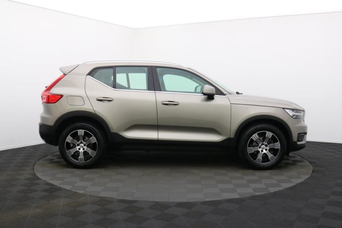 2024 Volvo Xc40