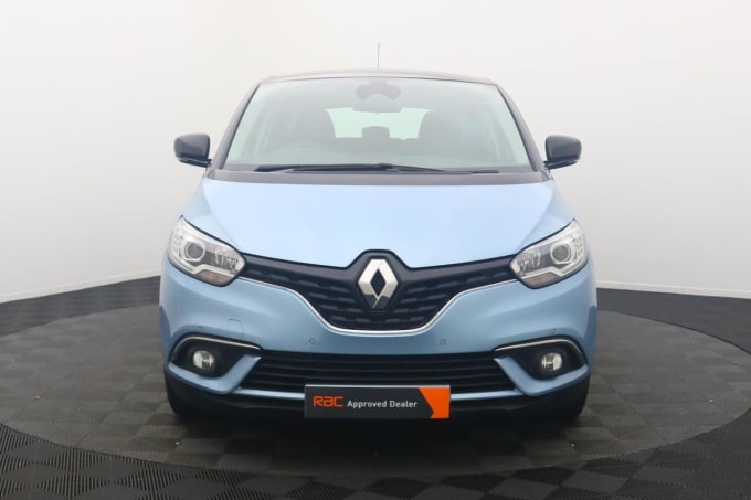 2024 Renault Scenic