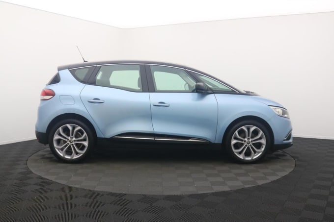 2024 Renault Scenic