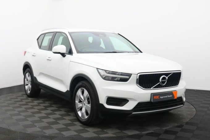 2024 Volvo Xc40