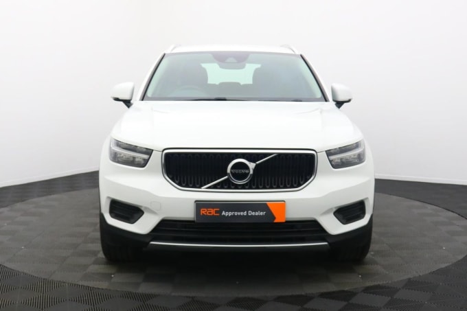 2024 Volvo Xc40