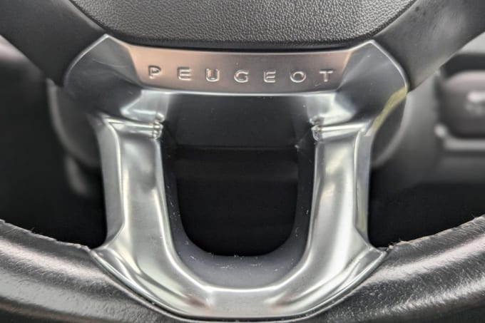 2024 Peugeot 2008