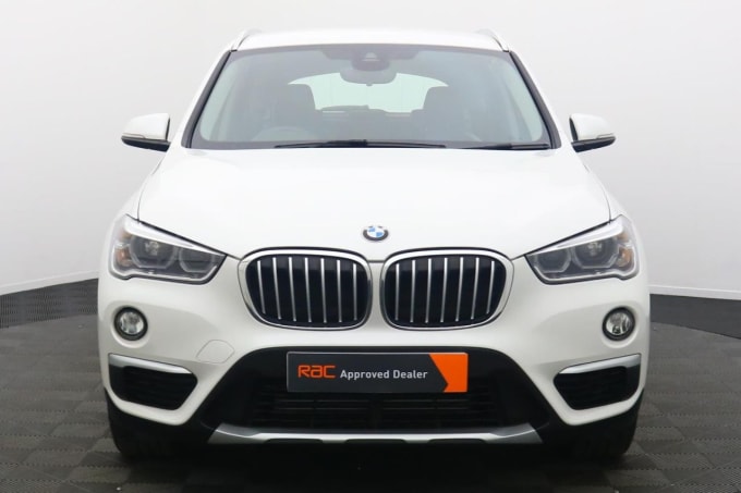 2024 BMW X1