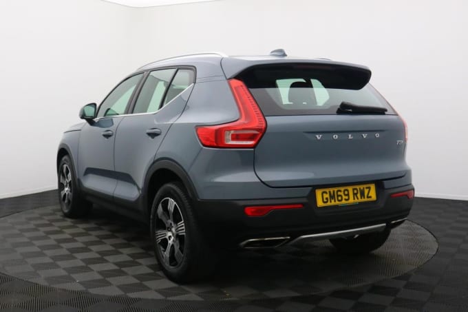 2024 Volvo Xc40