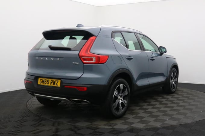 2024 Volvo Xc40