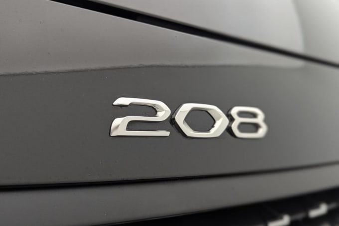 2025 Peugeot 208