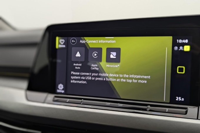 2025 Volkswagen Golf