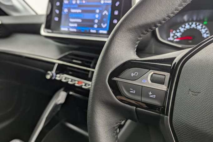 2025 Peugeot 208