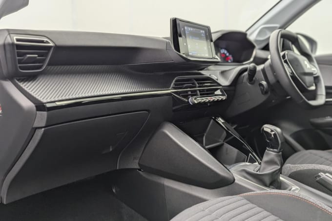 2025 Peugeot 208
