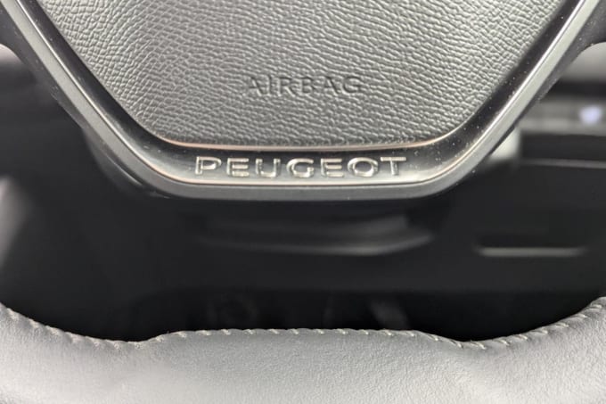 2025 Peugeot 208