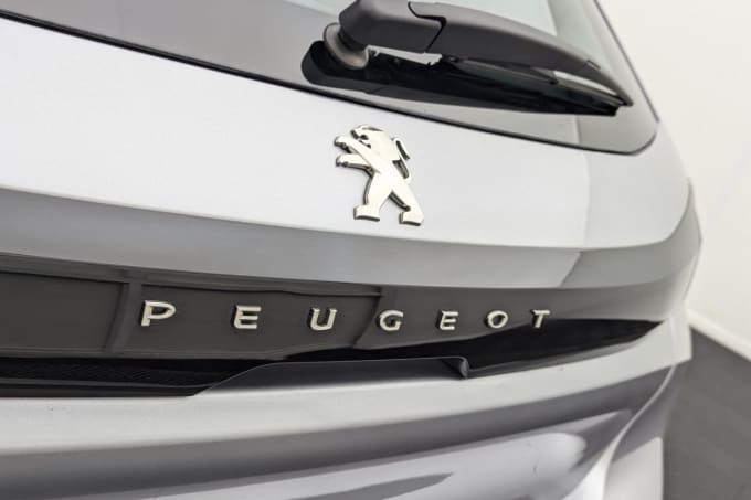 2025 Peugeot 208