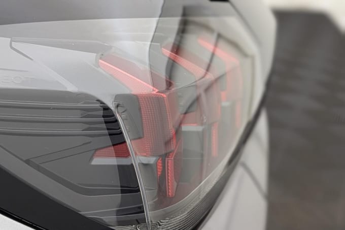 2025 Peugeot 208