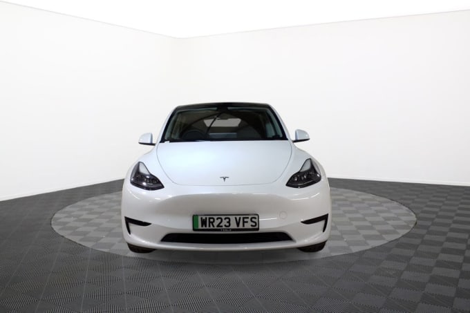 2025 Tesla Model Y