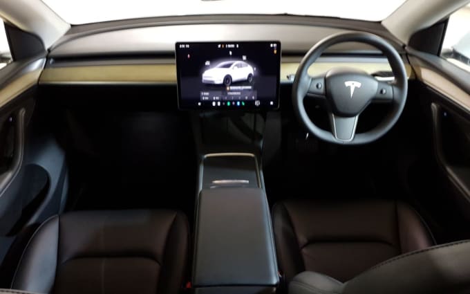 2025 Tesla Model Y