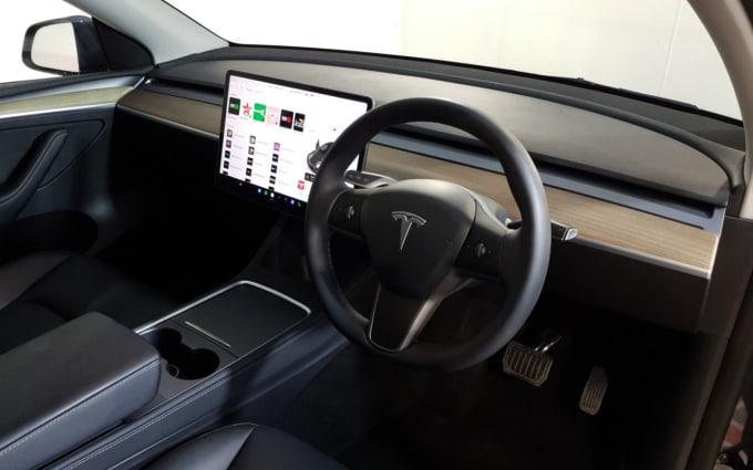 2025 Tesla Model Y