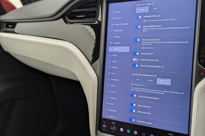 2025 Tesla Model X