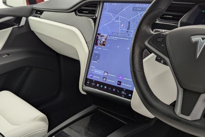 2025 Tesla Model X