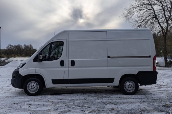 2025 Peugeot Boxer