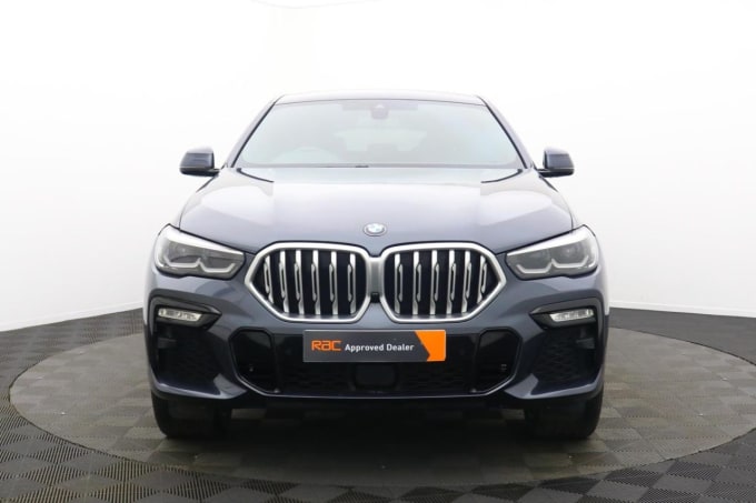 2025 BMW X6