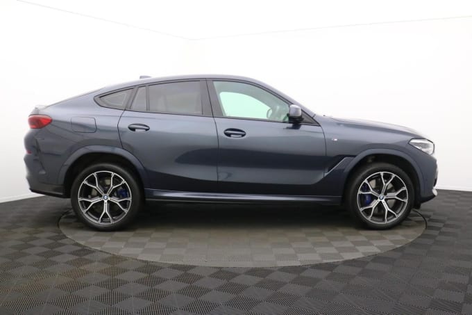 2025 BMW X6