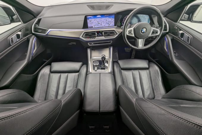 2025 BMW X6