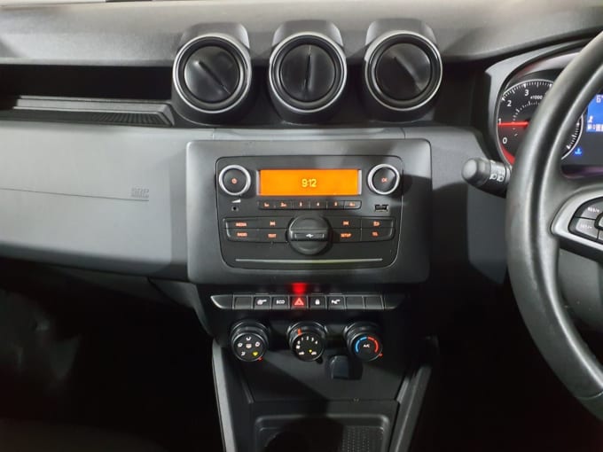 2025 Dacia Duster