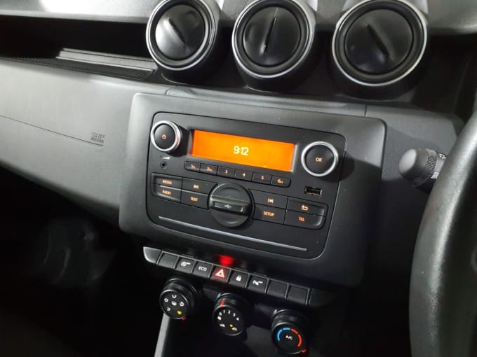 2025 Dacia Duster