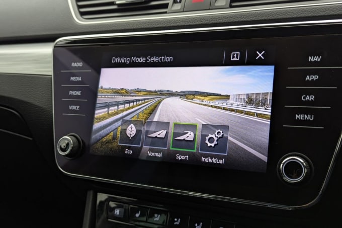 2025 Skoda Superb