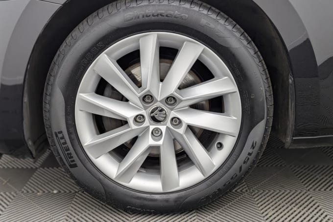2025 Skoda Superb
