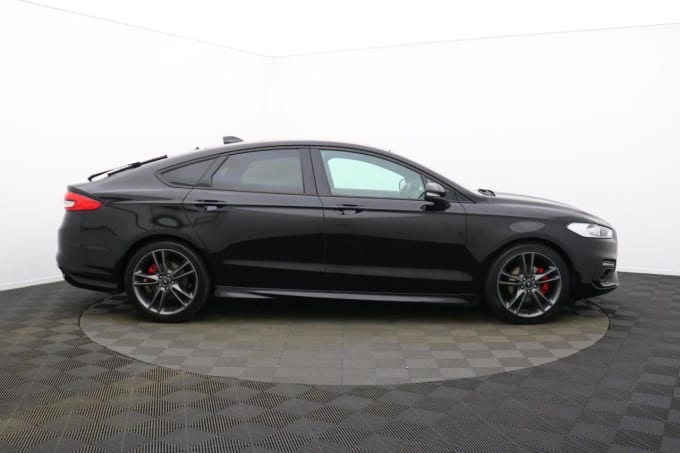 2025 Ford Mondeo