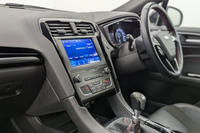 2025 Ford Mondeo